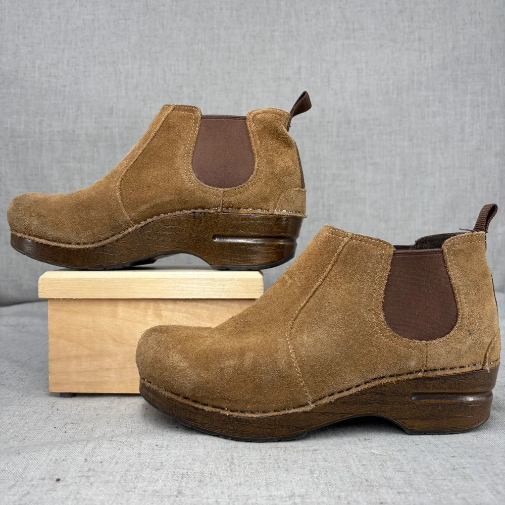 Dansko pre owned
